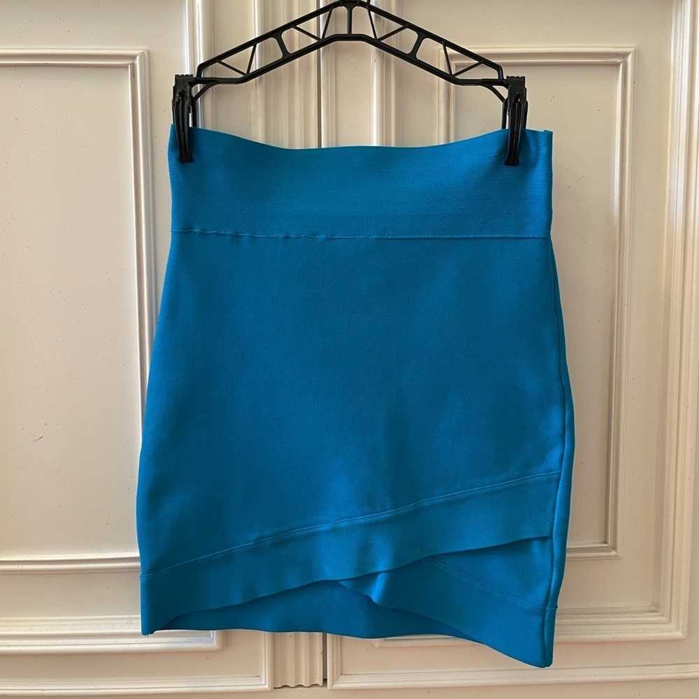 Bebe Skirt